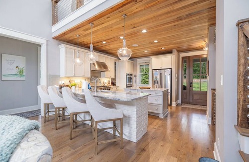 Littleton House | The Oasis at Lake Gaston - Heated Pool, Hot Tub, Pontoon Boat Rental Included!