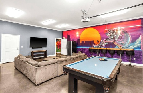 East Bank House | The Oasis┋Walk to Downtown Nashville┋Pool/Spa!