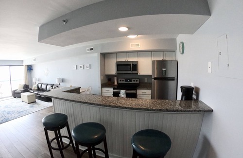 Cherry Grove Beach Condo | The Oceans #612 North Myrtle Beach, SC Beautiful Oceanfront Condo