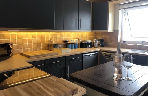 Appledore Apartment | The Old Brewhouse No1 - a flat that sleeps 3 guests in 2 bedrooms