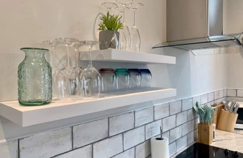 Tideswell Apartment | The Old Chapel Tideswell Peak District - 2 ensuite bedrooms- private parking