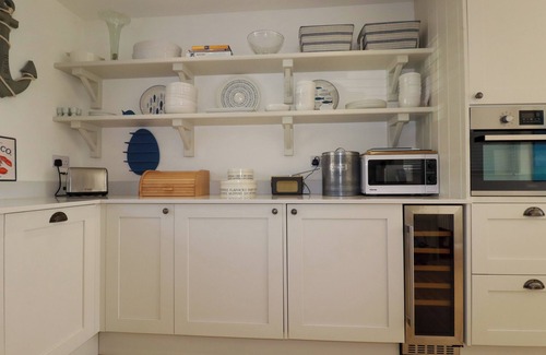 Fowey Cottage | THE OLD HARBOUR MASTERS HOUSE, family friendly in Fowey