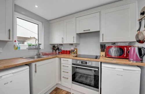 Martlesham Heath House | The Old Pilot Hut, Felixstowe Ferry, Amazing Views