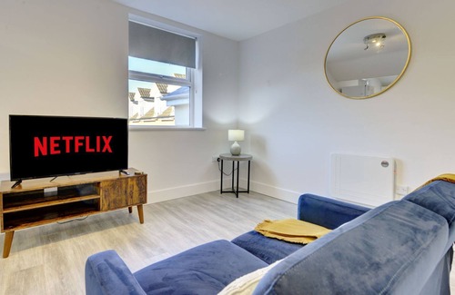 Lower Shelton Apartment | The Old Post-Office | Close to Amenities | eco-Short Term Let by SILVA