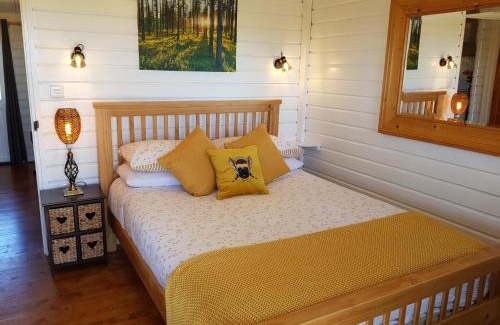 Newquay Apartment | The Old Potting Shed with hot tub. Colan, Newquay.