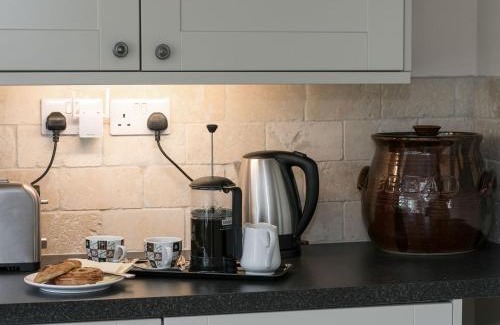 Alford House | The Old Rectory Cottage