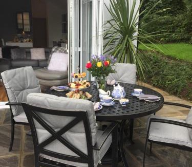 Pencoed House | The Old Rectory