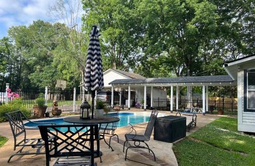Clinton Villa | The Old Rist Hotel