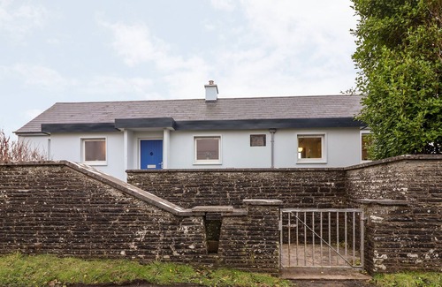 Doolin Cottage | THE OLD SCHOOL HOUSE, MOYMORE in Lahinch, County Clare