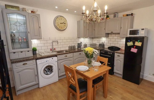 Hawarden Cottage | THE OLD SORTING OFFICE, pet friendly, with hot tub in Hawarden