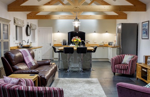 Luxulyan Cottage | THE OLD VICARAGE RETREAT, with a garden in Luxulyan