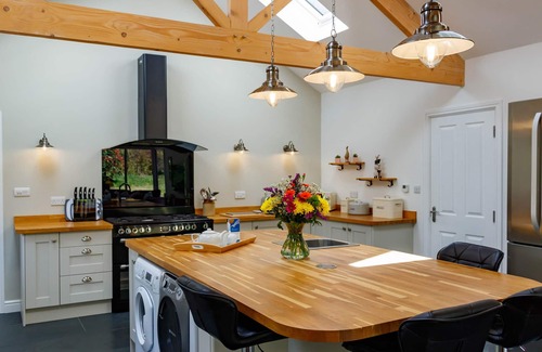 Luxulyan Cottage | THE OLD VICARAGE RETREAT, with a garden in Luxulyan