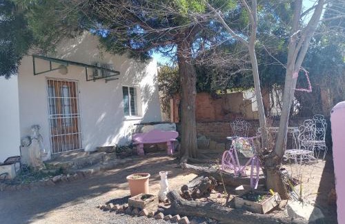 Bethulie House | The Old Watchmakers Guest House