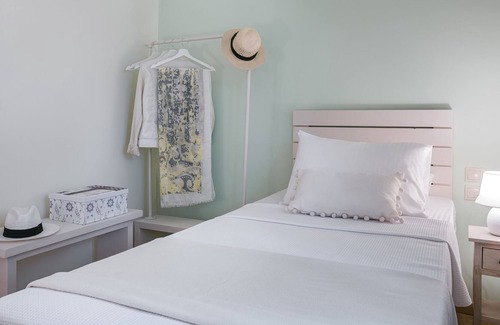 Kefalonia Cottage | THE OLIVE TREE GOTTAGE