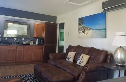 Biloxi Cottage | The Orchard Cottage, 2 Blocks To Downtown OS - To Food, Fun, & Festivities!