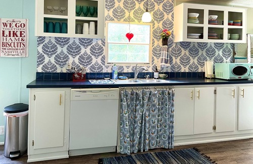 Siler City House | The Orchard Cottage at Bear Creek Ridge Farm