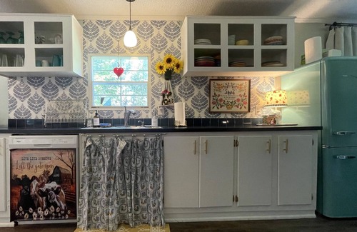 Siler City House | The Orchard Cottage at Bear Creek Ridge Farm