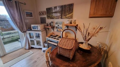 Willand House | The Orchards Guest Suite