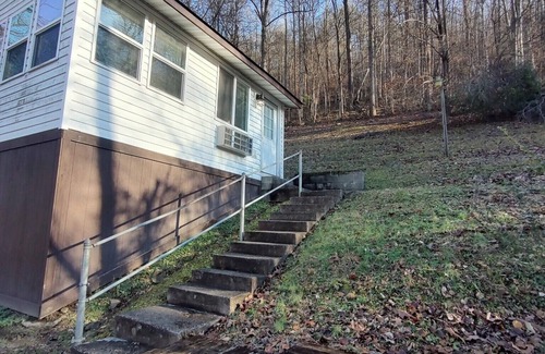 Matewan Apartment | The Overlook at Hatfield Bottom, Matewan, WV. 1 mile from Devil Anse trailhead.