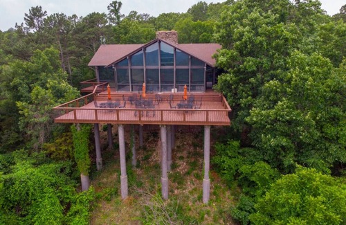 Eureka Springs House | The Ozark Deck House Near Kings River+Wifi+Gated