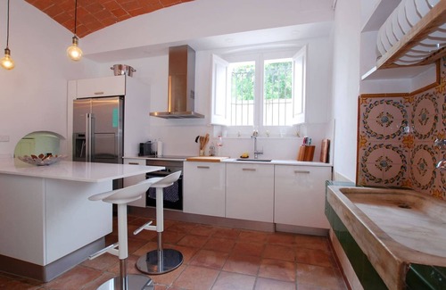 Vilassar de Mar House | The painter's home · Charming house w/terrace, sea views & 2 min beach