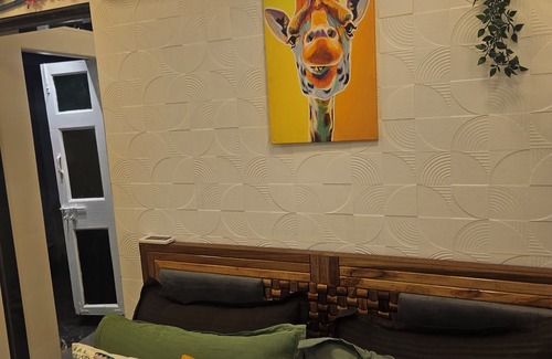 Pali Hill Apartment | The PaliHideaway- Hidden Gem in Pali Hill, Bandra