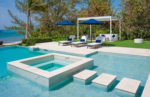 Bodden Town Villa | The Palm Estate in Bodden Town by Personal Villas - Private Tropical Escape