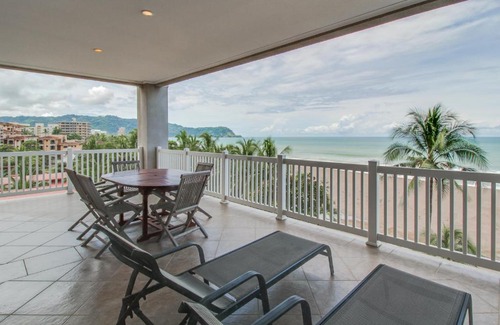Barrio Los Villalobos Apartment | The Palms 504