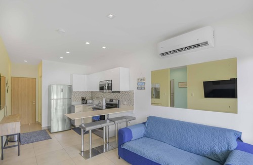 Bejuco Condo | The Palms: Beachfront Condo with AC and pools!