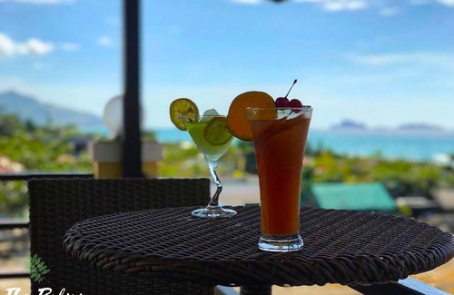 San Narciso Resort | The Palms Resort & Bar
