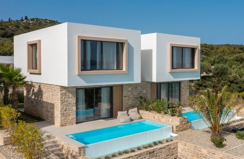 Tkon Villa | The Palms Resort - Duplex Villa Beach I
