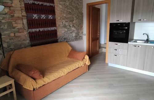 Serralunga d'Alba House | The parish priest's vineyard-2-