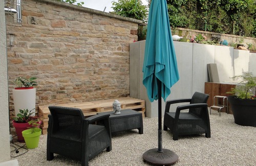 Floremont Apartment | The patio of Antan, The cozy, breakfast option