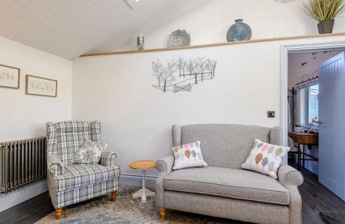 Sleaford House | The Pavilion