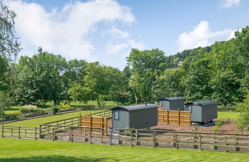 Langcliffe Cottage | The peaceful position surrounded by stunning countryside and beautiful walks.