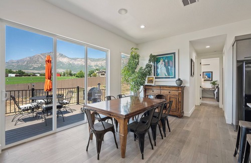North Ogden House | The Peaceful View Home