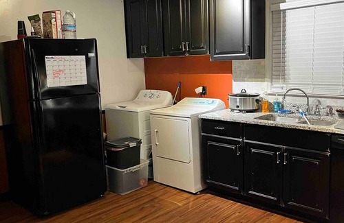Goldsboro House | The Peach Palace