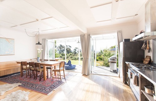 Hope Cabin | The Pear Orchard Lodge - enjoy the good life in the heart of the Nelson region!