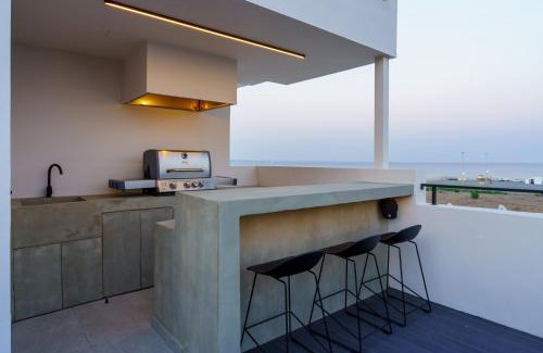 Larnaca Apartment | The Penthouse - 3BR Seaview with Private Pool in Larnaca