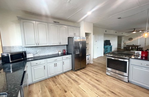 Terry Sanford Apartment | The Penthouse in Downtown
