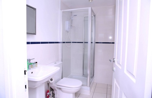 Oldham Apartment | The Penthouse With Balcony (29)