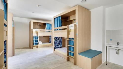 Les Grands Carmes Hostel | The People - Marseille