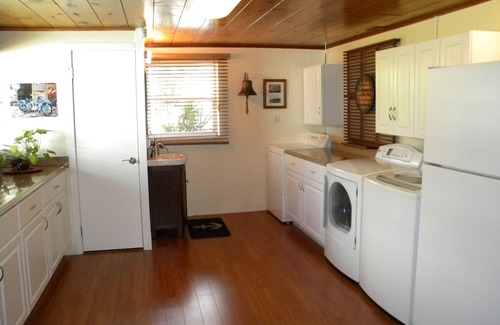 Lake Placid House | The Perfect 4 Bedroom On Lake June!