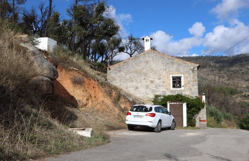 Caldas de Monchique Cottage | The perfect getaway secluded location with private pool and terrace.