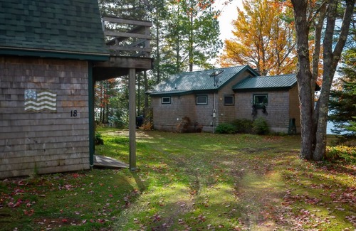 Franklin Cabin | The perfect lakefront cabin close to Acadia National Park