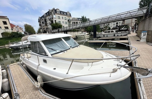 Cergy Boat Rental | The perfect night in PORT CERGY by boat!