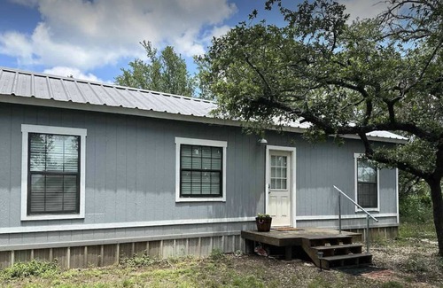 Florence Cottage | The perfect peaceful and cozy little house in a rural setting waiting for you!