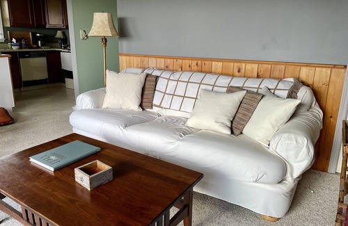 Lake Toxaway Condo | The Perfect Respite with Spectacular Views