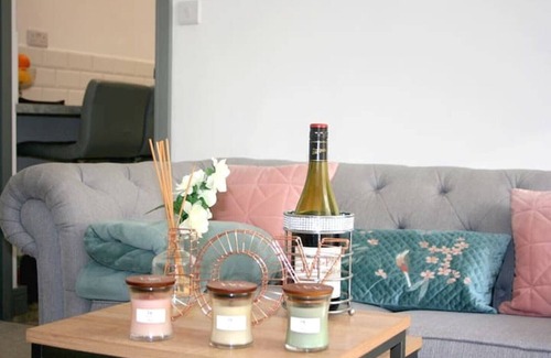 Ashburton Apartment | The Perfect Retreat: The Luxury Dartmoor Den, Ashburton, Dartmoor, Devon