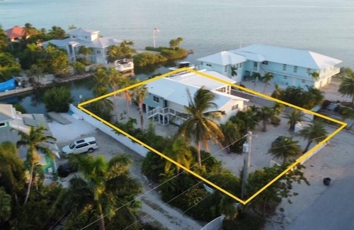 Sugarloaf Shores House | The Perfect Catch: Family Fun and Boater's Bliss in the Keys!